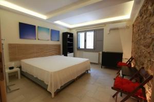 Elegant studio at the Acropolis hills