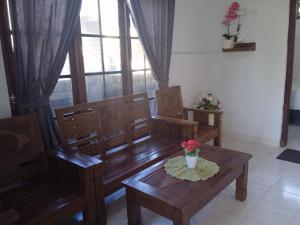 Phòng Giường Đôi Hạng Bình Dân (Budget Double Room)