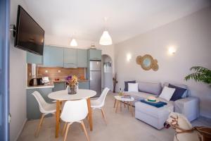 Cosmos Villas Angelina