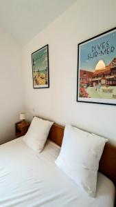 Maisons de vacances PN 84, Maison 4-6 personnes , jardin , plage et centre ville a 15 min a pied : photos des chambres