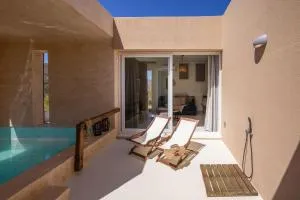 The Hydor Element Of Gaea - Monastíria