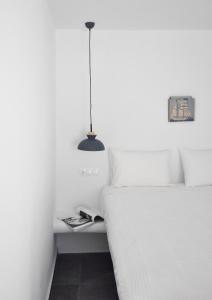 Tinos Portraits Ballos