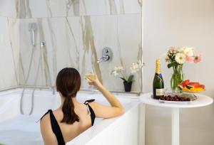 La Perla Luxury Rooms