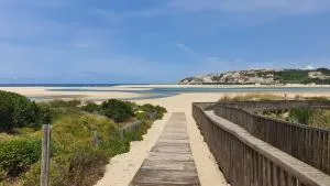 Vila tradicional Lagoa de Óbidos com piscina - Vau
