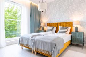 Unique View Apartment - 3pok, 4 łóżka, widok na rzekę, centrum, Netflix, parking, winda