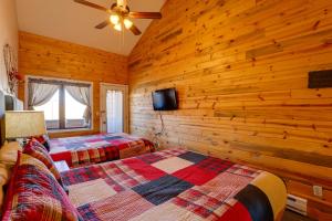 2 Mi to Granby Ranch Resort Studio with Pool Access