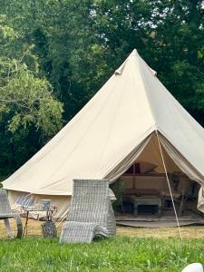 Tentes de luxe Chambre au jardin Tente de charme : photos des chambres