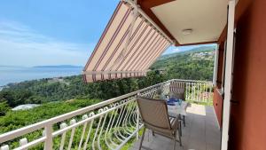 Cozy Apartment Bosnjak near Opatija, with sea view terrace, Air Condition, free private parking