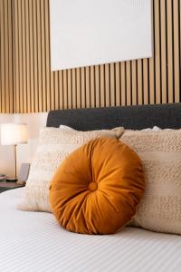 Modern Lake Como Apartment by Honey Homes