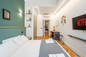 Central Modern 3-Room Flat - Near Metro & Park