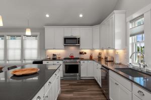 Play Among the Stars by Seabrook Hospitality