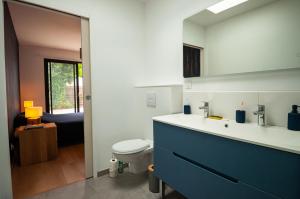 Maisons de vacances Maison St Brice Terrasse lits en 160 Confortable : photos des chambres