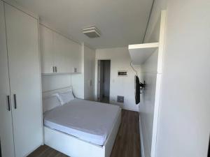 Apto com 1 Dormitório, Garagem, Tv Smart, Varanda, Piscina no Bethaville Barueri