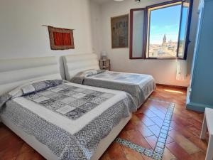 Penthouse Francesca img9