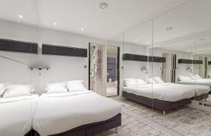 Modern 2BD Apartment 14 mins to the Eiffel Tower