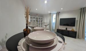 Appartements SUITE Roch-amore troglodyte Romantique et Unique : photos des chambres