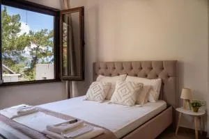 Artemisa House - Айя-Румели