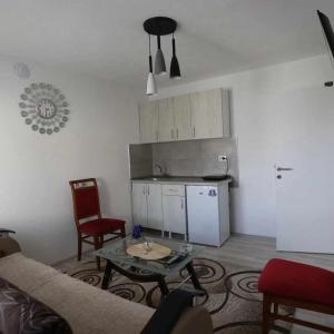 Alek Apartman