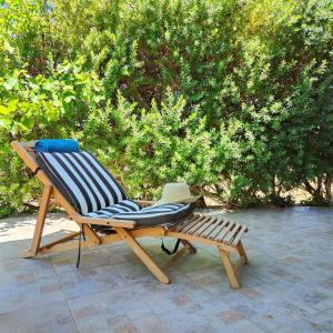 Ibiscus Cottage in Paradisi near the Beach