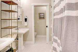 Seafaring Retreat by Seabrook Hospitality