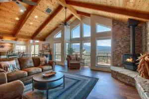 NEW! Yosemite Mountain villa, stunning views -more - Oakhurst