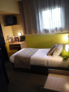 Hotels Kyriad Direct Rennes Ouest : photos des chambres