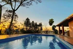 Casa de Campo Araxá na montanha com piscina - 皮拉卡亚