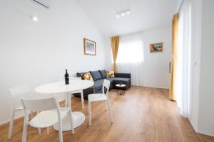 Apartments Piškulić