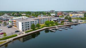Holiday Inn Hotel Peterborough Waterfront by IHG