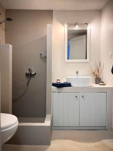 Cosy villa with infinity pool and amazing view