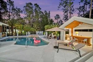 Naples Escape, 2 Villas, Pickleball, Basketball, Heated pool & Spa, Game Room - Orangetree