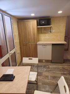 Studio room in Number 12