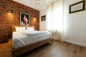 Gramofon INN - Ţipăreşti