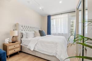 Luxurious King Suite with Balcony