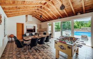 Beautiful Home In Poljica Imotska