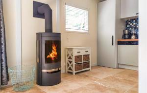 3 Bedroom Lovely Home In Scherpenisse