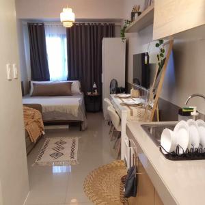 1014 - Cavite Minimalist Condo with Resort-like Amenities & Hi Speed Wifi