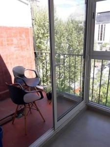 Luminoso Estudio con Balcón abierto en Palermo