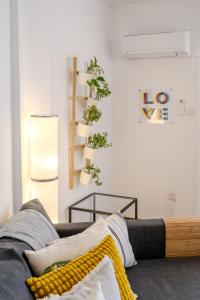 Finikoudes Seaview Vibe 1 Bdr Flat