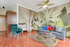 Classic Apartment room in Gdanski Business Center Apartments