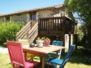 Maisons de vacances Tranquille Vienne Gites a Chirac dept Charente : photos des chambres