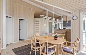 Cozy Home In Gedser With Wifi