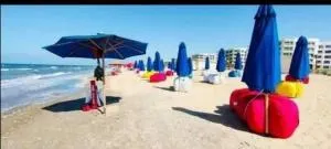 شاليهات بورتوسعيد عائلات فقط - Ad Dībah