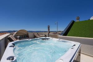 LUX 38b LUXURY PENTHOUSE & DELUXE APPARTEMENTS