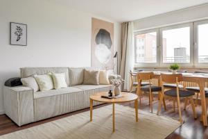 Global Living - Design Apartments I Terrace I Kitchen I Smart-TV I Parking space I München