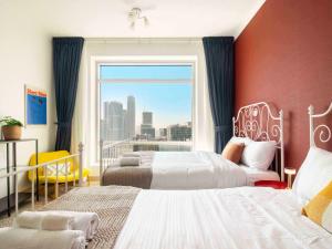 Spacious 2BR in Downtown in High Floor