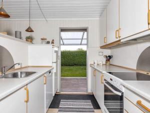 5 person holiday home in Roslev-By Traum