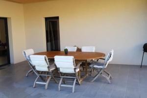 RDC Villa dArchitecte avec Piscine Privée