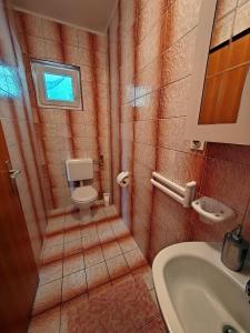 Apartments with parking space Barbat, Rab - 22752