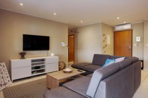 Family-friendly apartments with swimming pool Vinisce, Trogir - 22873